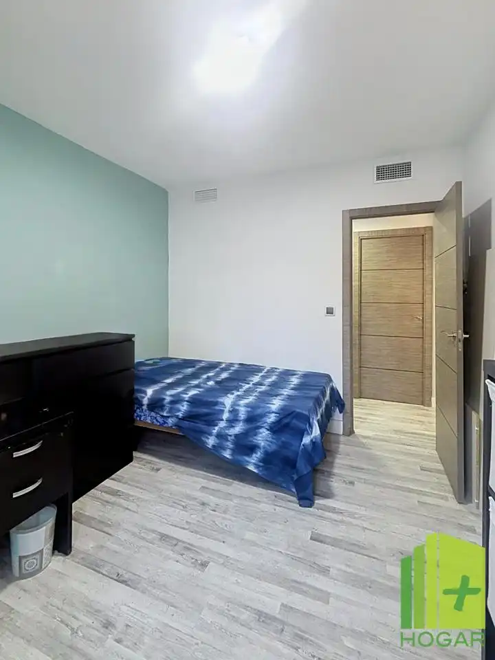Dormitori de Casa o xalet en venda en La Guardia de Jaén amb Aire condicionat, Jardí privat i Terrassa