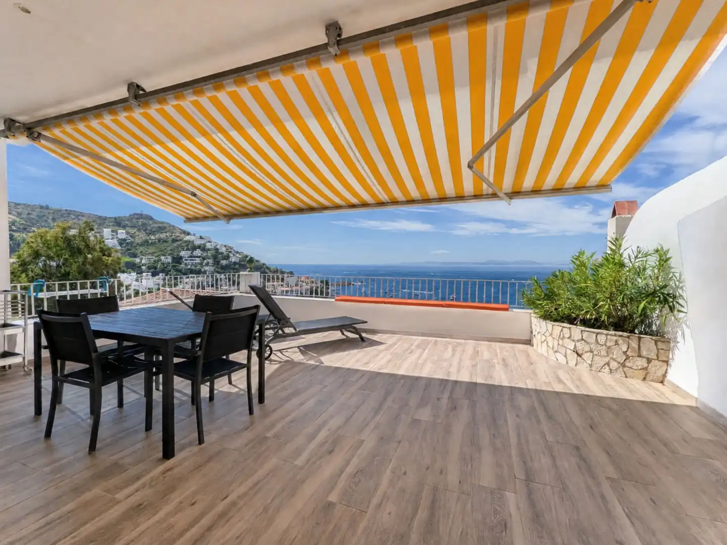 Terrace of Flat for sale in Roses  with Air Conditioner, Heating and Terrace