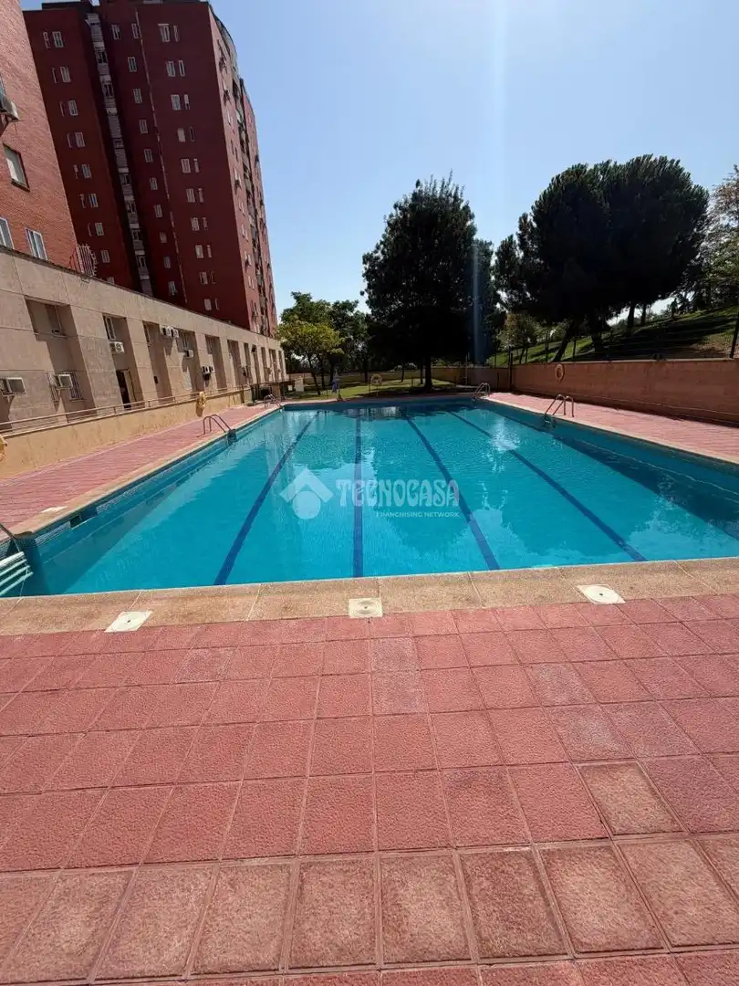 Piso en venta en El Arroyo - La Fuente