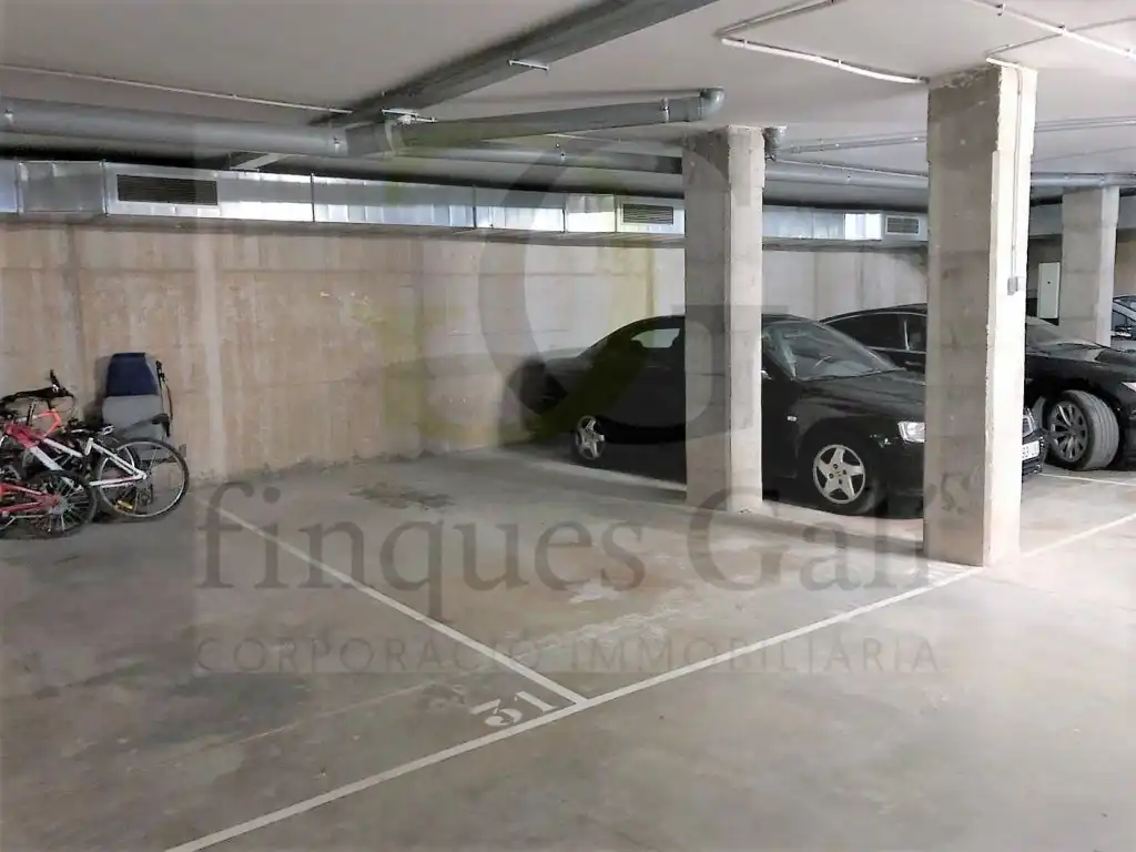 Parkplatz von Wohnung zur Miete in Callús