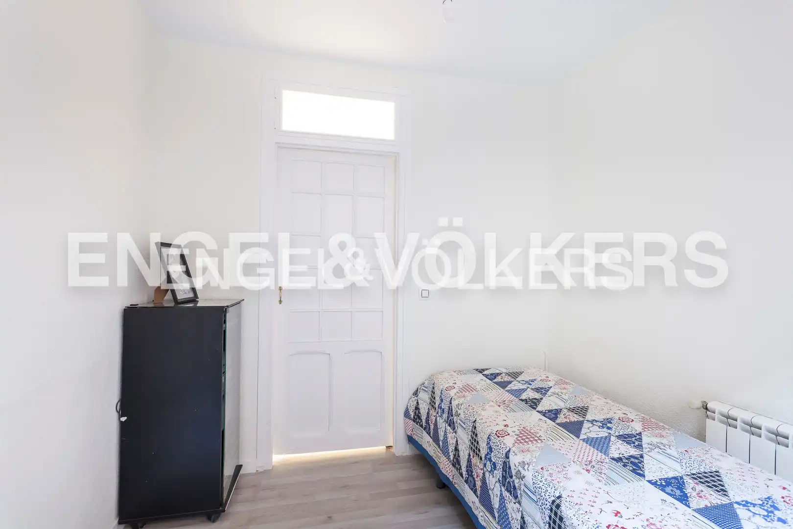 Bedroom of Attic for rent in Madrid  with Air Conditioner, Heating and Parquet flooring