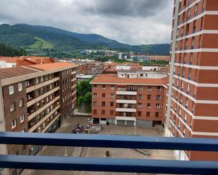 Vista exterior de Pis de lloguer en Bilbao  amb Terrassa
