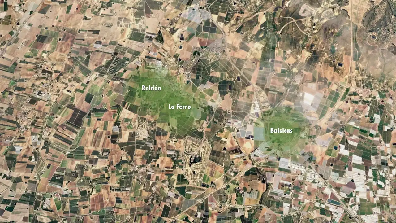 Lands and plots for sale in C/ Juan de Cobato, imagen 5