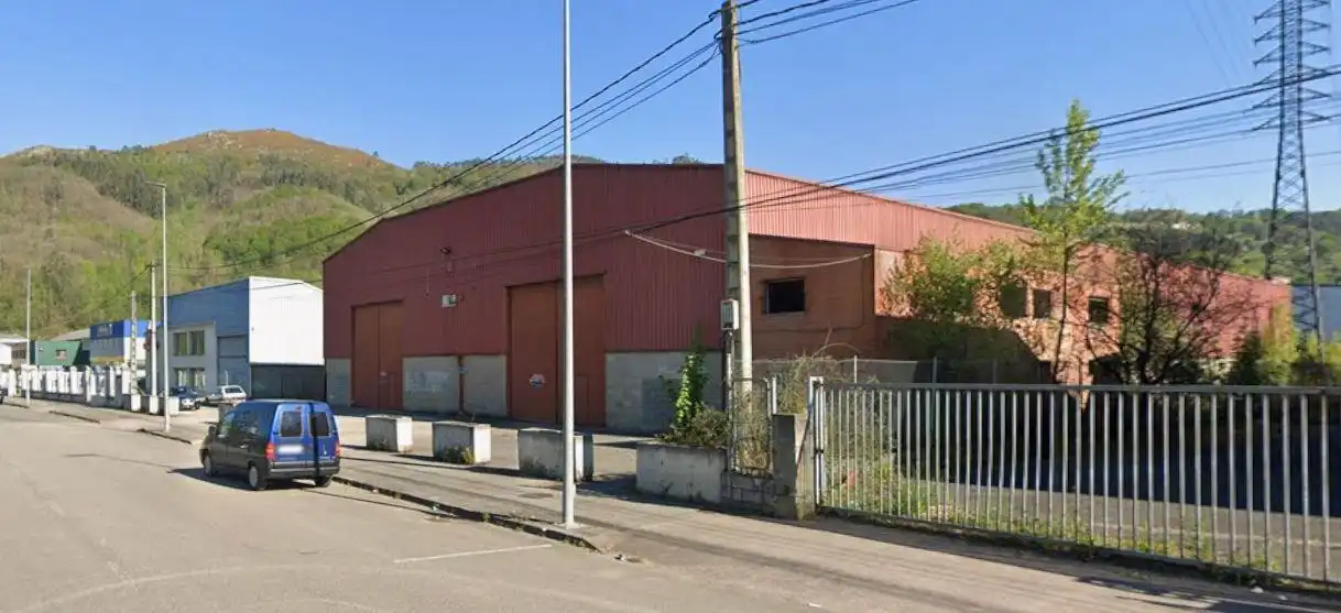 Nave industrial en venta en Riaño - Los Barros, imagen 3