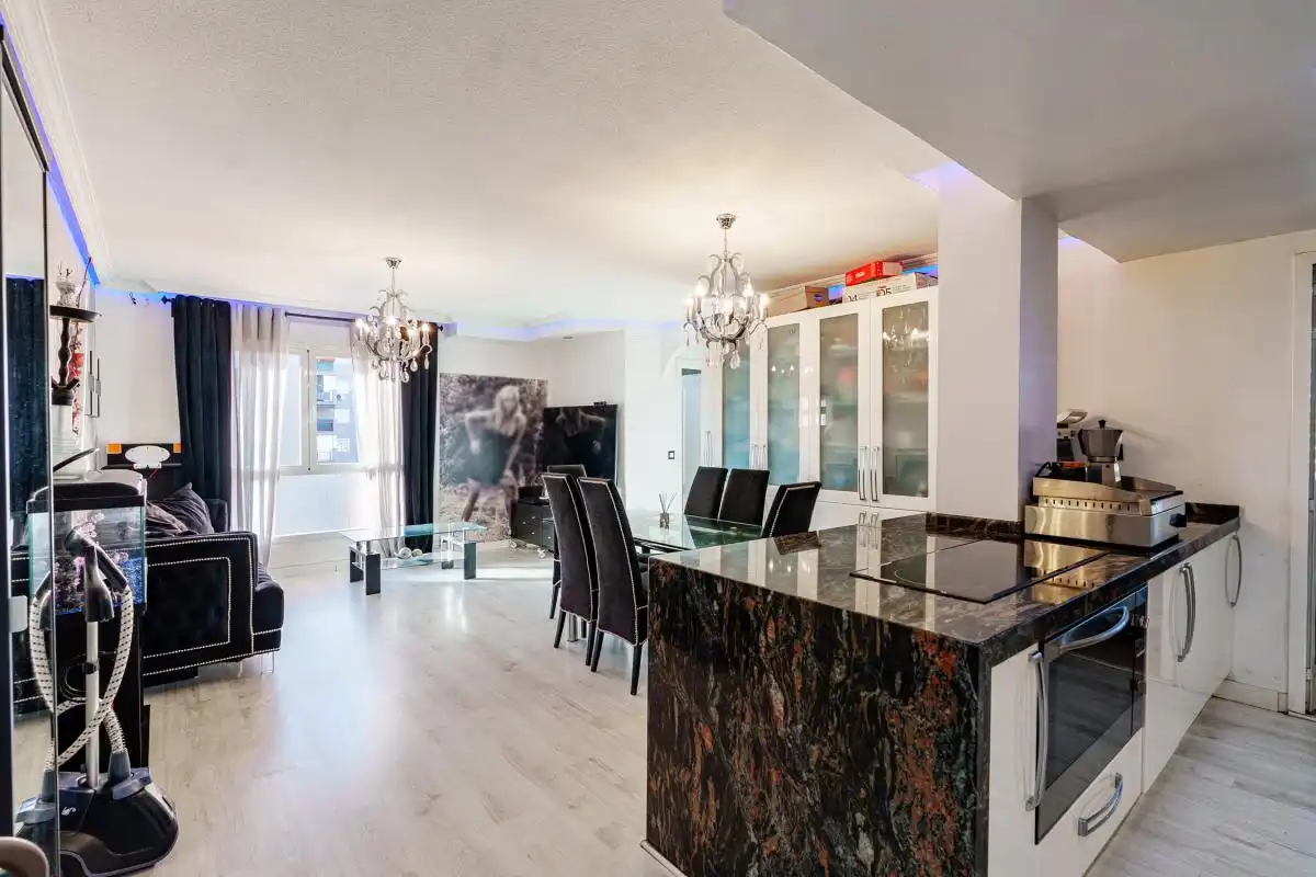 Esszimmer von Wohnung zum Verkauf in Móstoles mit Klimaanlage, Heizung und Privatgarten