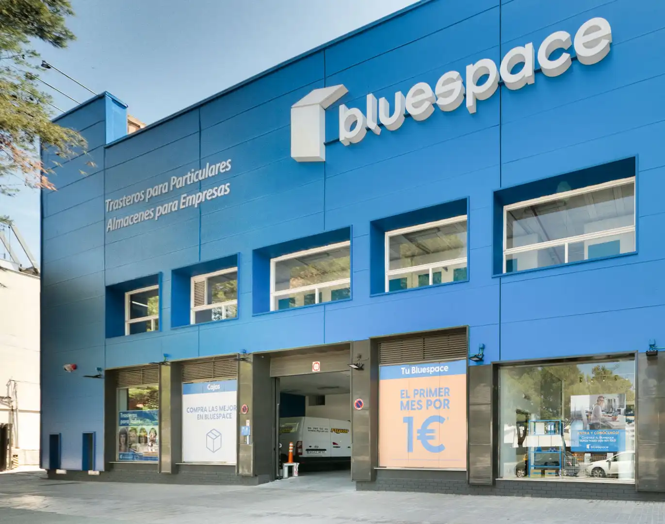 Exterior view of Storage room for rent in Valencia