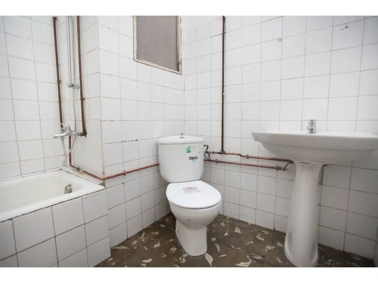 Baño de Piso en venta en Girona con Balcón