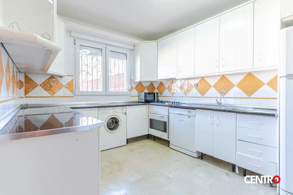 Kitchen of Houses for sale in Padul  with Heating, Private garden and Terrace