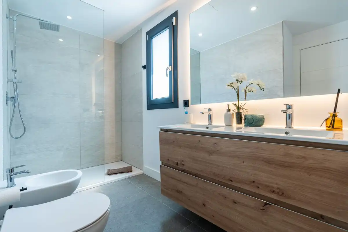 Bathroom of Houses for sale in Mijas  with Air Conditioner, Heating and Private garden