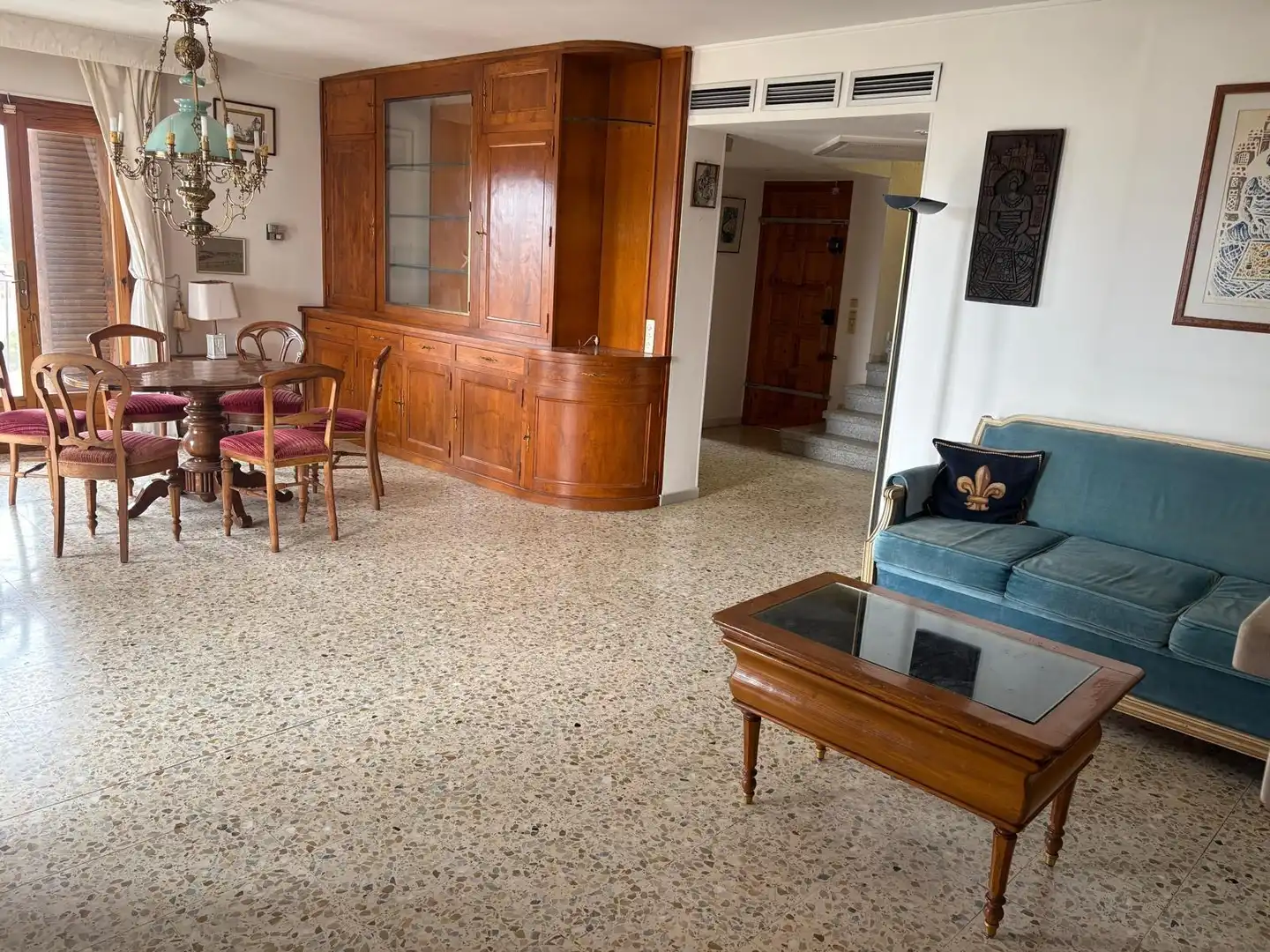 Sala d'estar de Casa o xalet en venda en L'Estartit amb Aire condicionat, Calefacció i Jardí privat