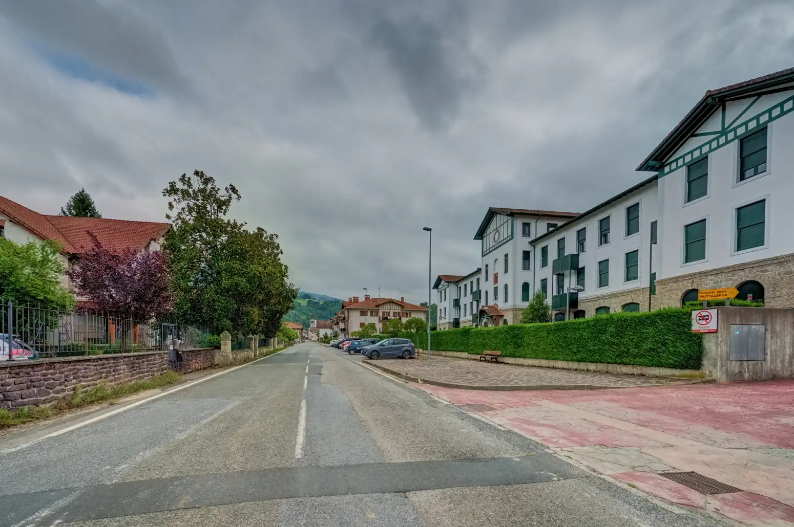 Vista exterior de Pis en venda en Baztan amb Jardí privat, Terrassa i Traster