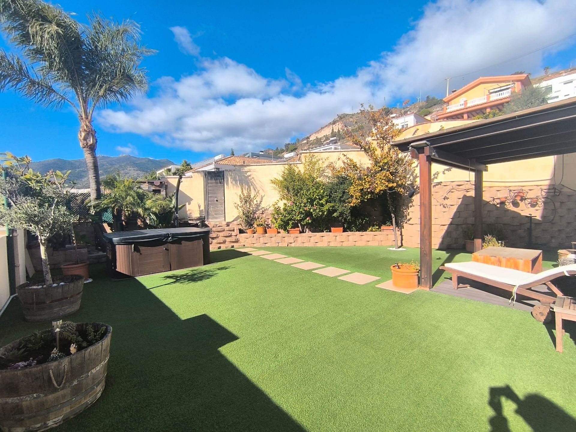 Garden of Single-family semi-detached for sale in Benalmádena  with Air Conditioner, Private garden and Terrace