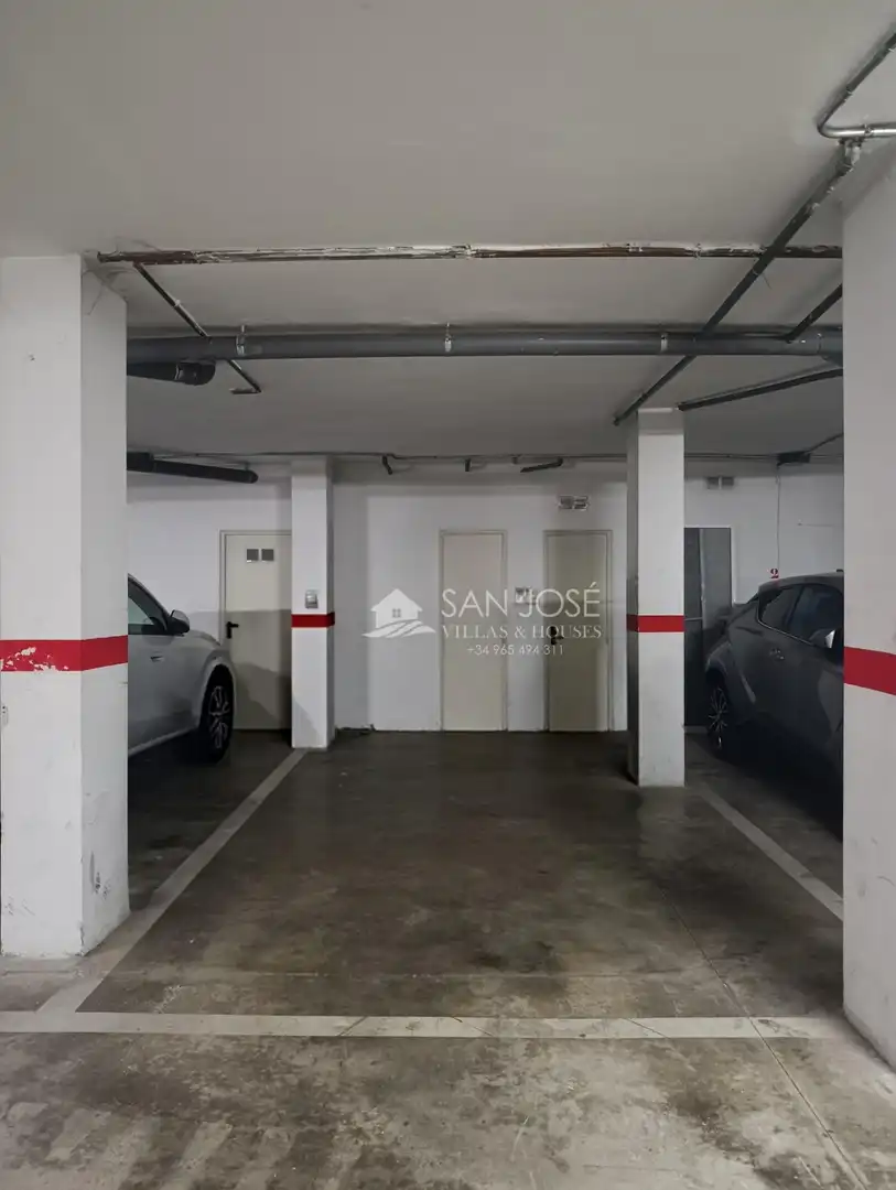 Parking de Piso en venta en La Romana con Trastero