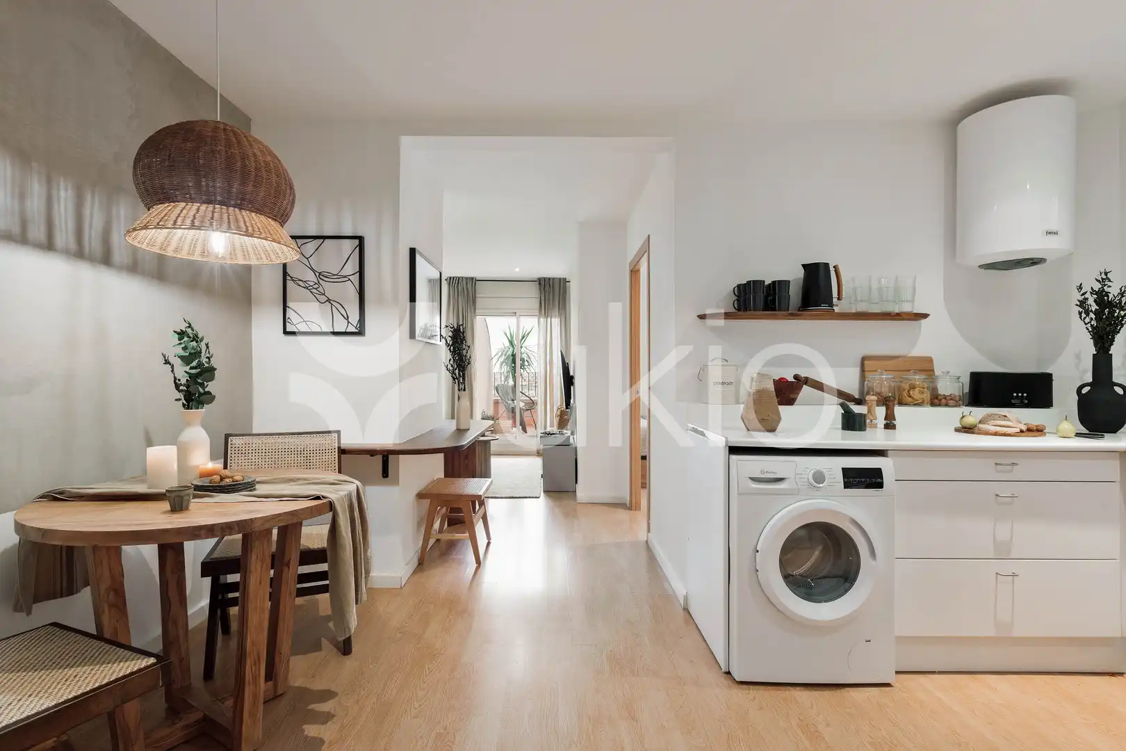 Cocina de Apartamento de alquiler en Barcelona con Aire acondicionado, Calefacción y Terraza