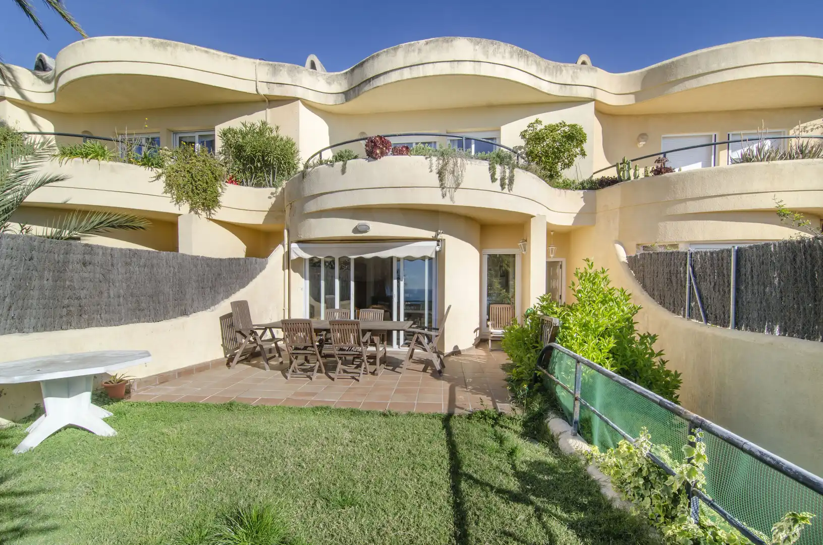 Doppelhaushälfte mit Pool zum Verkauf in Vallpineda - Santa Bárbara, imagen 2