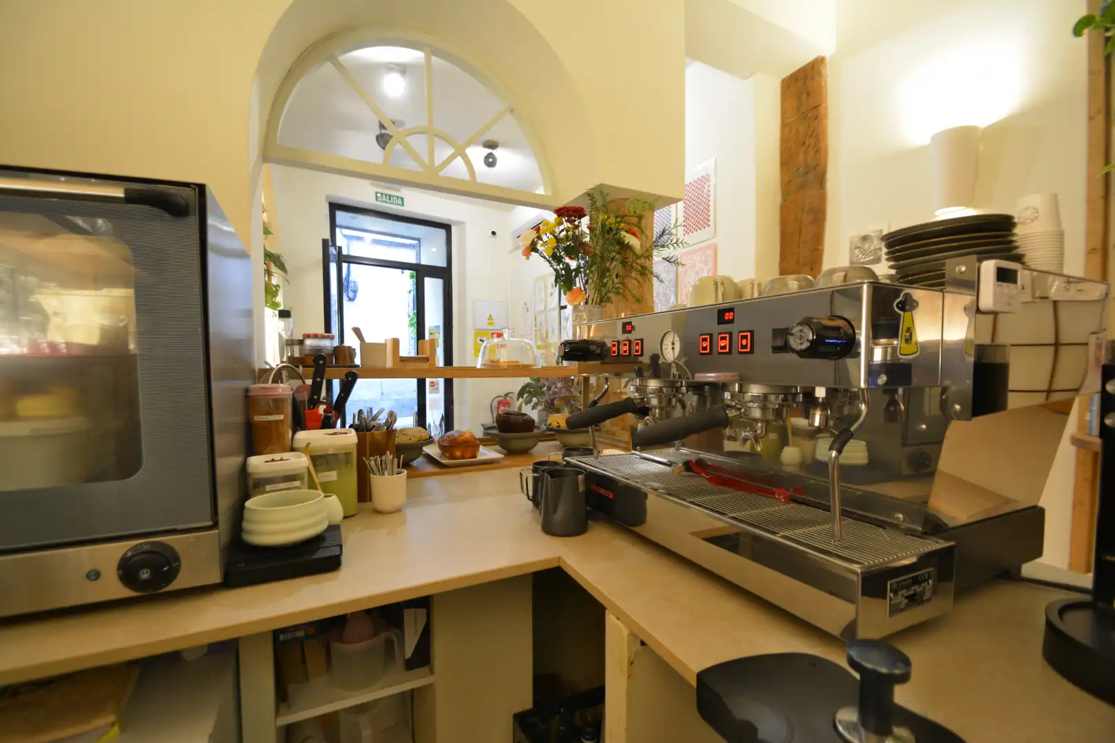 Kitchen of Commercial properties for transfer in Madrid  with Air Conditioner and Heating