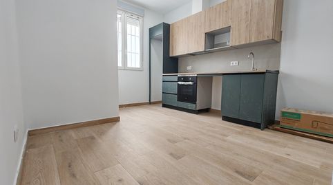 Foto 3 de Piso en venta en Calle de Reinosa, La Serna, Fuenlabrada