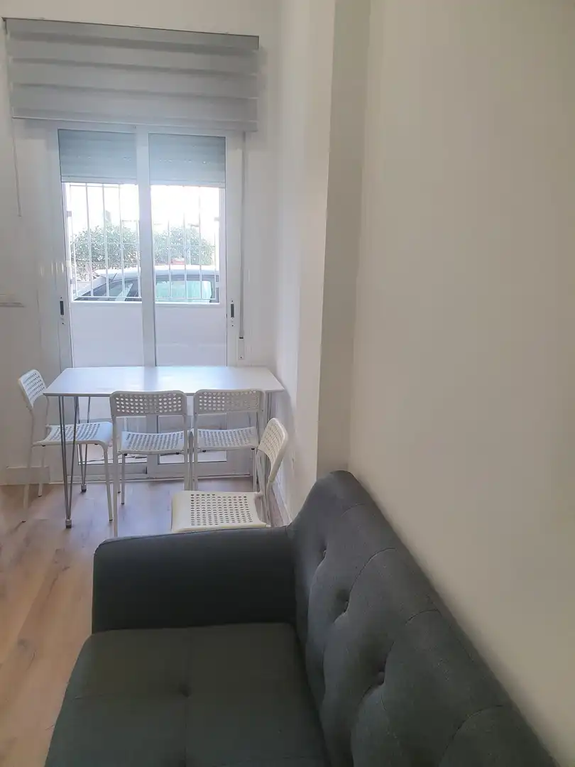 Habitación de Apartamento de alquiler en Roquetas de Mar con Aire acondicionado, Calefacción y Parquet