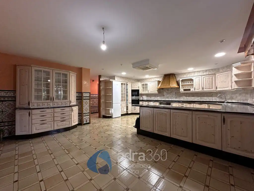 Kitchen of Houses for sale in Lardero  with Air Conditioner, Heating and Private garden