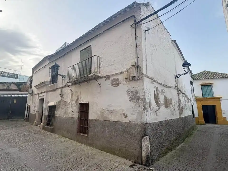 Casa en venta en Calle Almonas 8