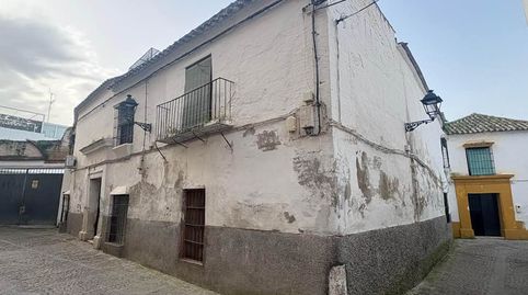 EXCLUSIVIDAD...!!! 1588- SE VENDE CASA EN CALLE ALMONAS..!!!