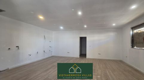 Foto 3 von Erdgeschoss zum Verkauf in Fuentebravía, El Puerto de Santa María