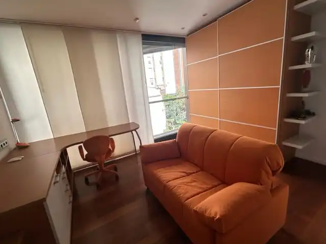 Sala de estar de Casa o chalet en venta en Barcelona con Aire acondicionado, Calefacción y Jardín privado