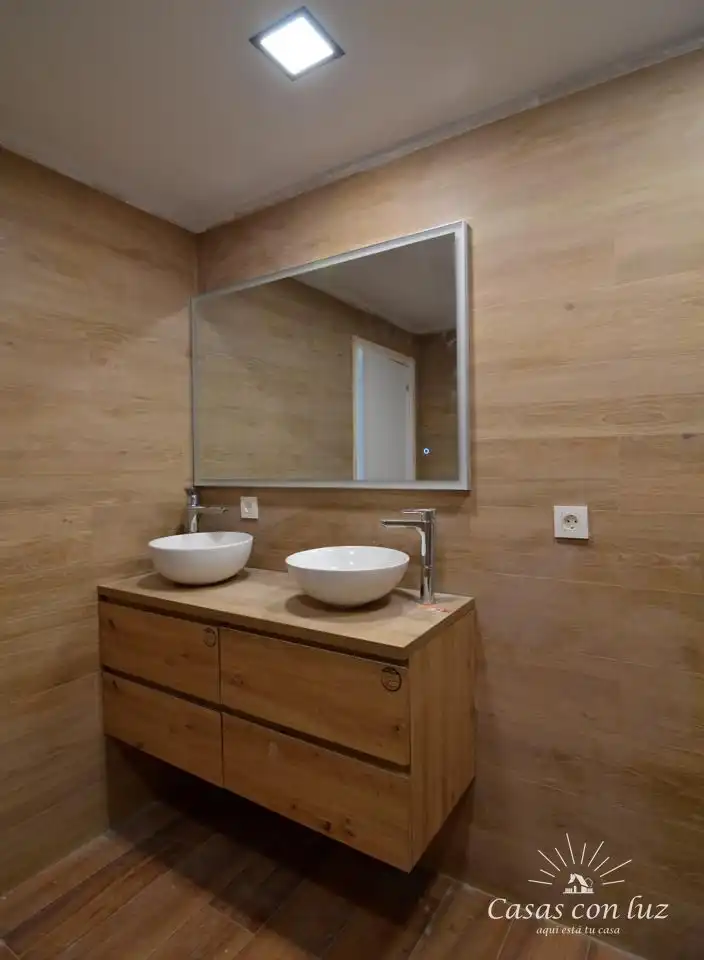 Baño de Casa o chalet en venta en Zaragoza con Aire acondicionado y Jardín privado