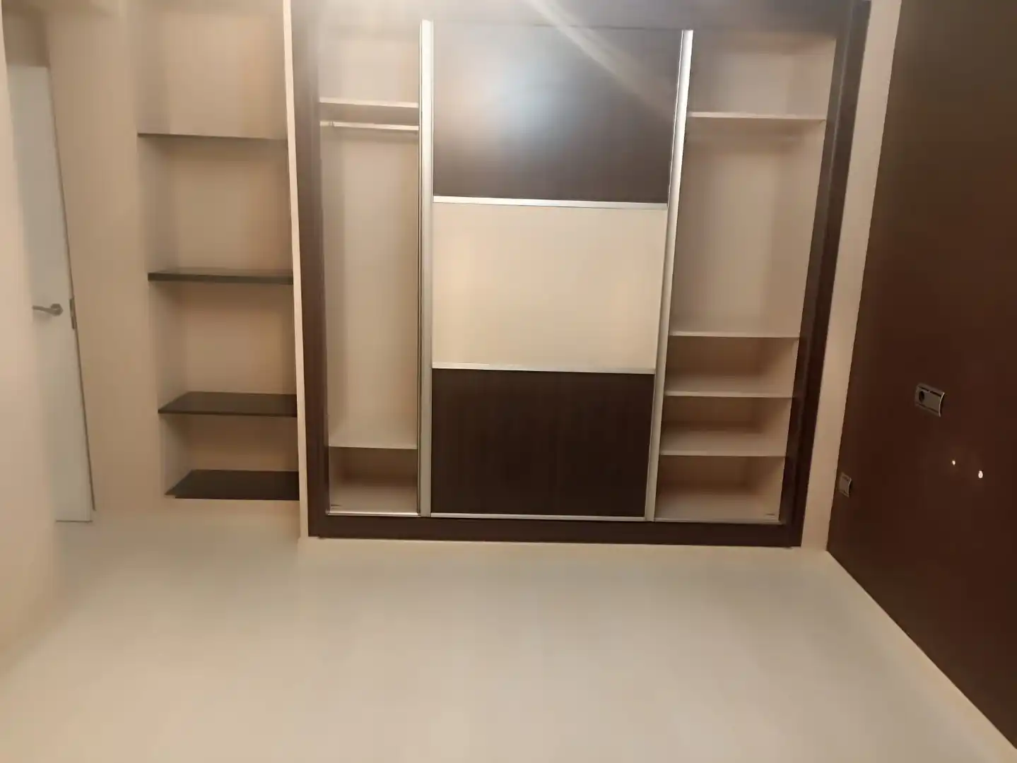 Habitación de Piso en venta en Carballo con Calefacción y Amueblado