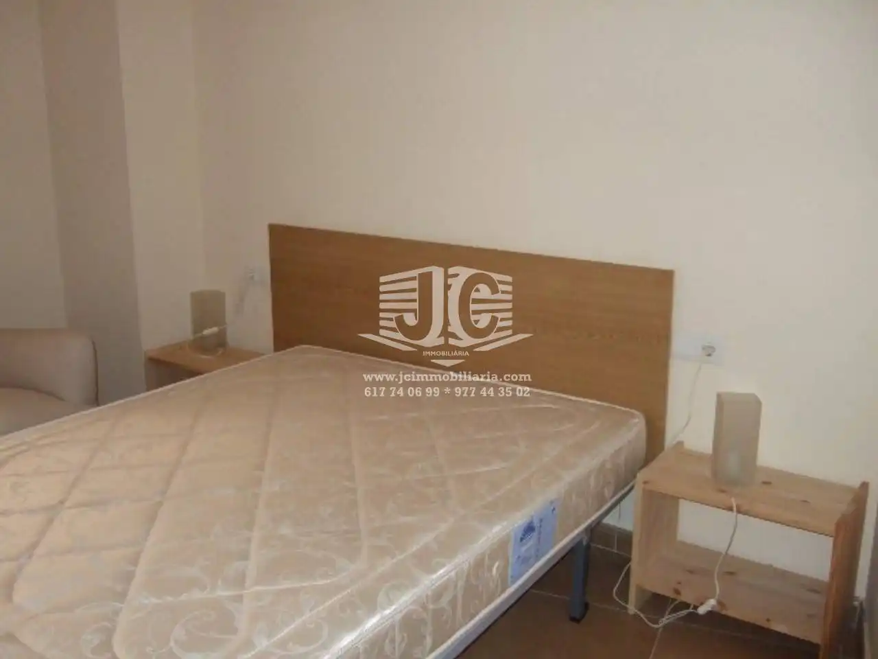 Flat for rent in Calle DOCTOR FERRAN, Centre