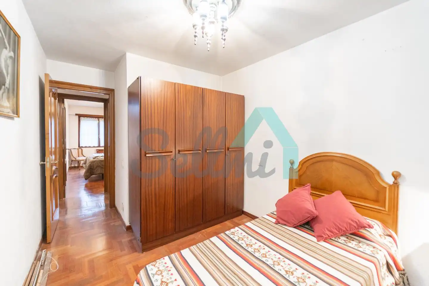 Bedroom of Flat for rent in Gijón   with Heating, Parquet flooring and Furnished