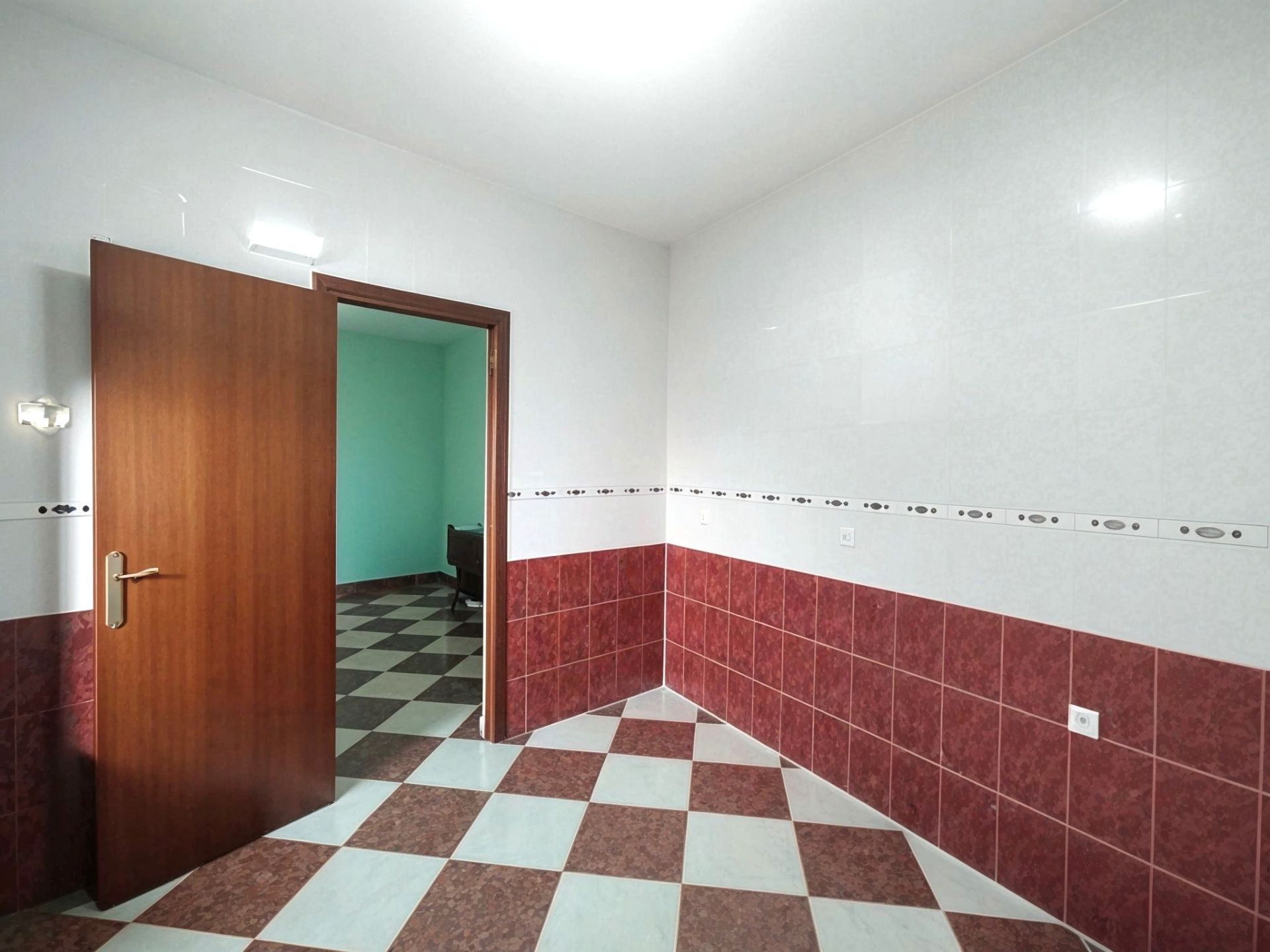 House or chalet for sale in Guareña  with Air Conditioner and Terrace