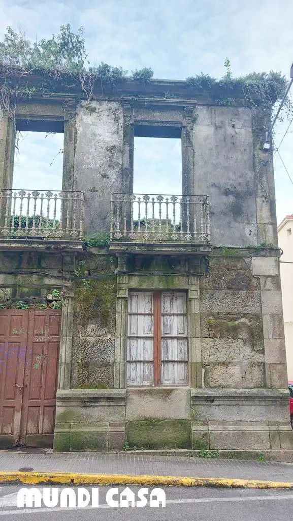 Vista exterior de Casa o chalet en venta en Rianxo