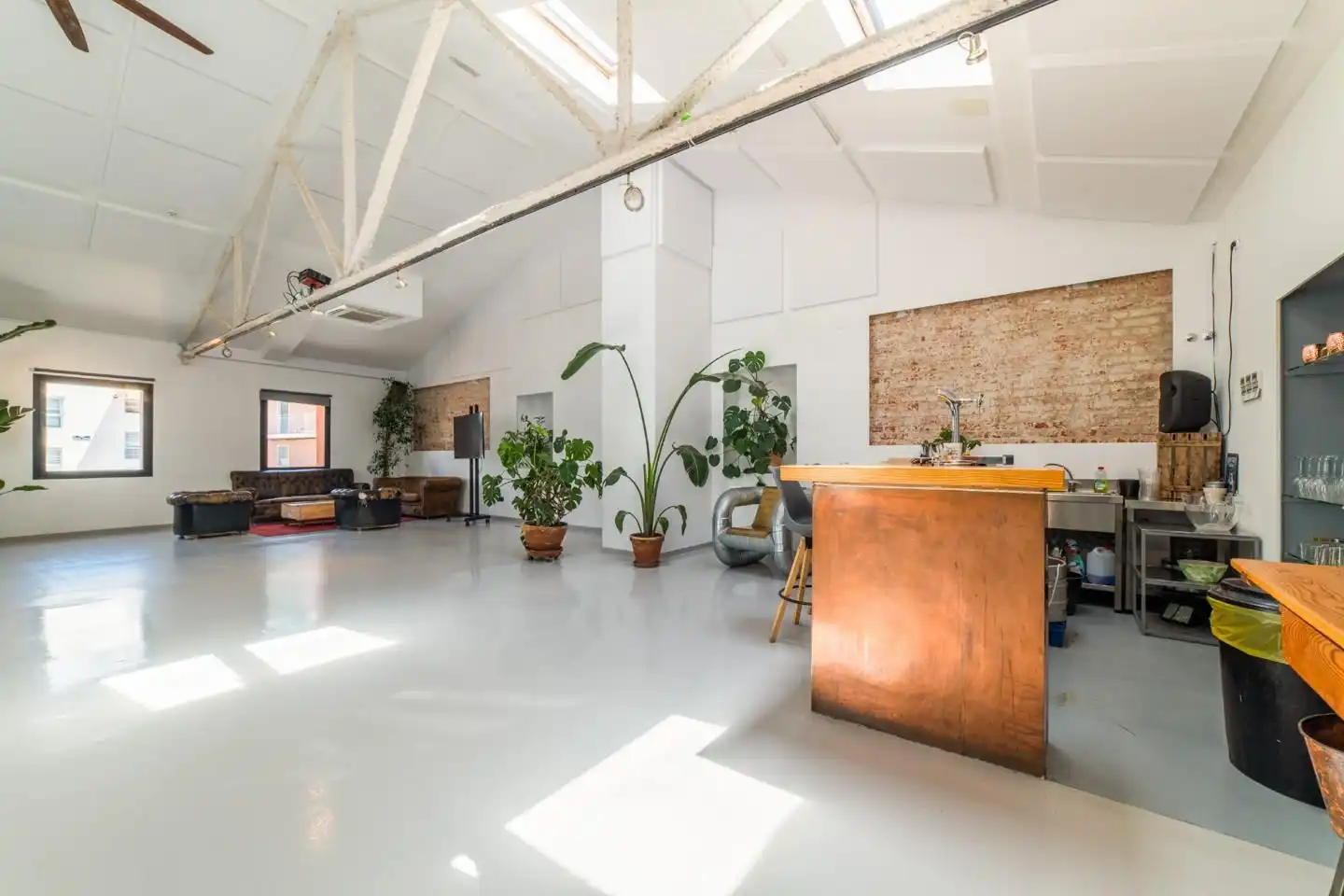 Commercial properties for rent in Madrid