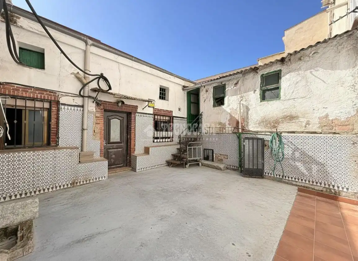Vista exterior de Casa o chalet en venta en Madrid
