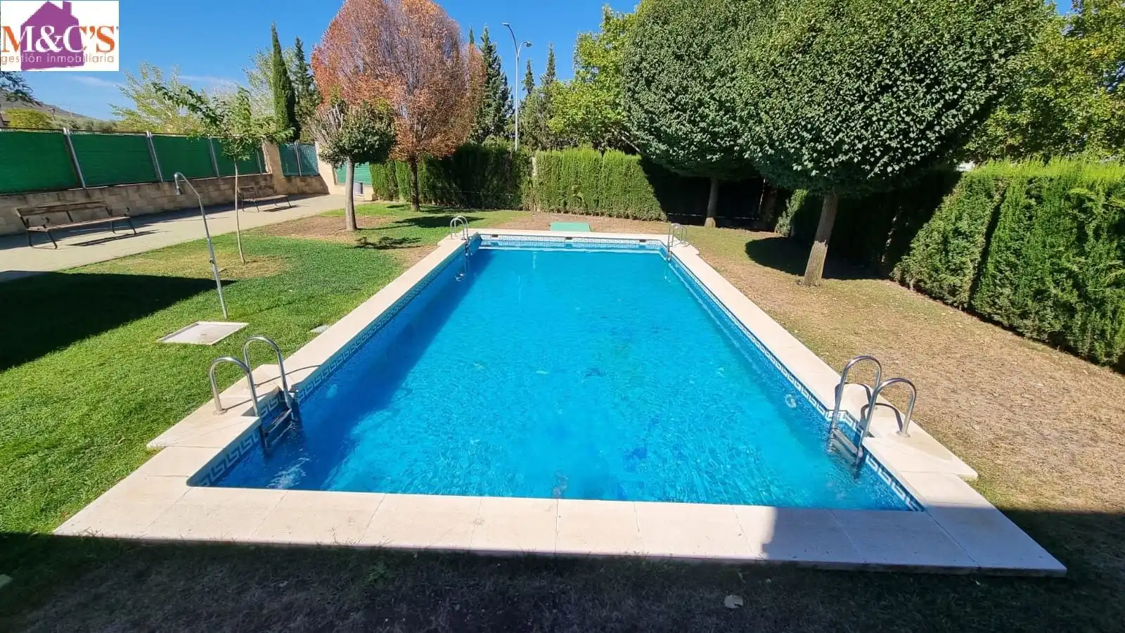 Piscina de Apartamento en venta en Argamasilla de Calatrava con Aire acondicionado, Terraza y Trastero