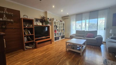 Foto 5 de Casa adosada en venta en Via Dels Paisos Catalans, Centre, El Vendrell