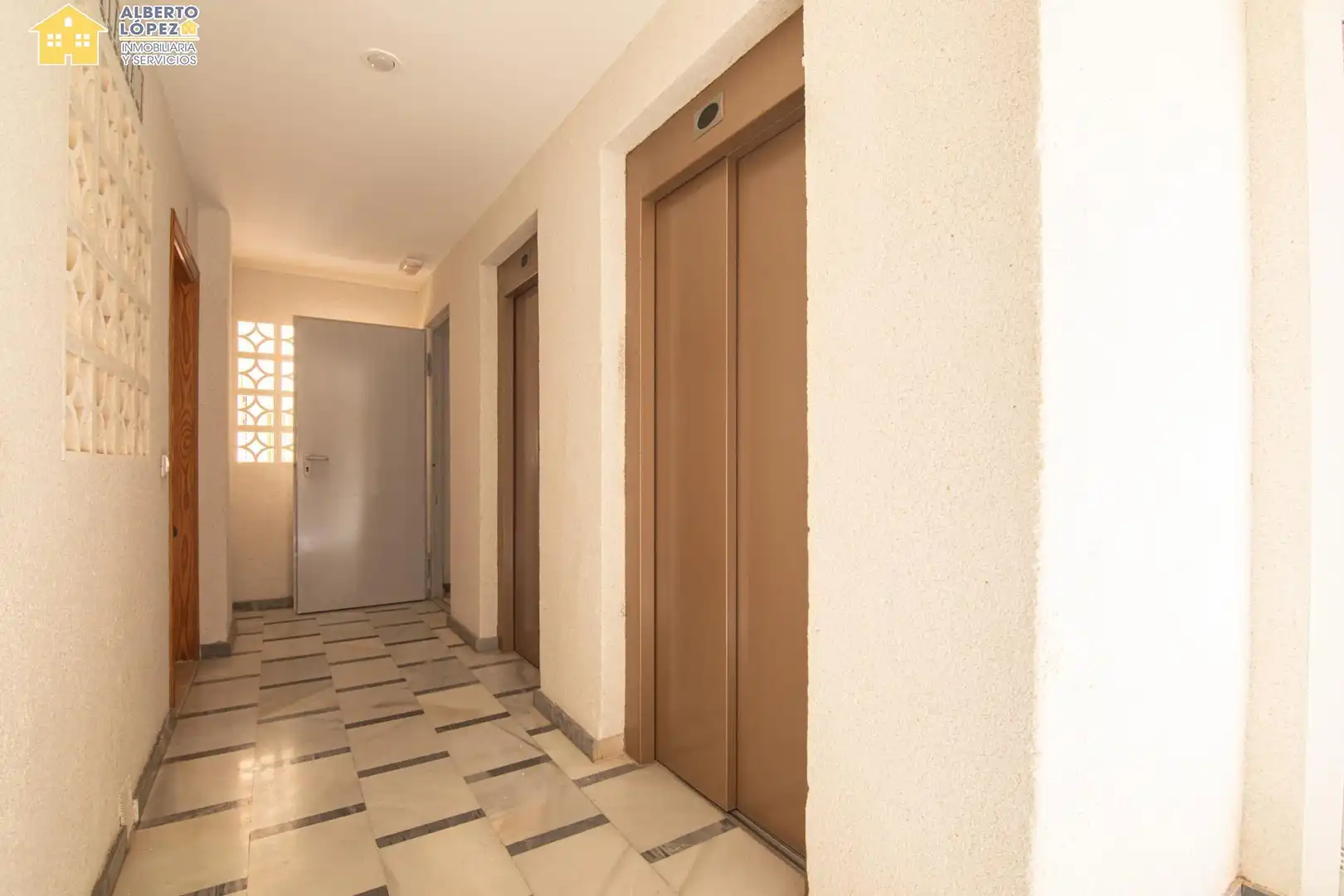 Flat with terrace for sale in Los Arenales del Sol, imagen 43