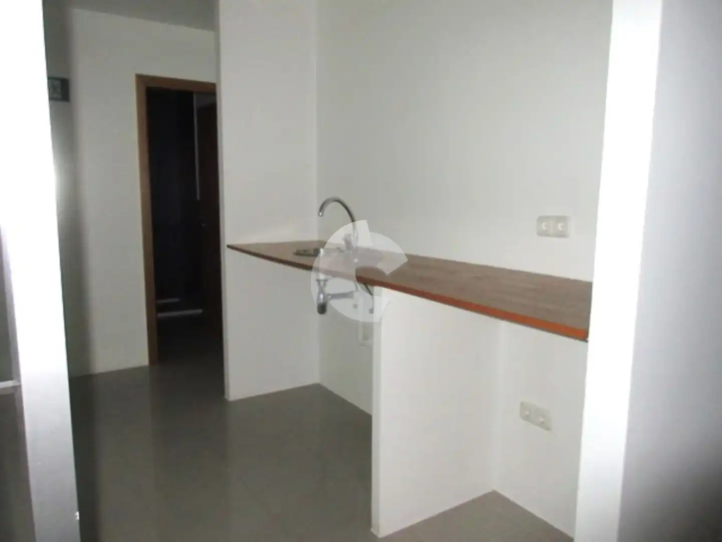 Küche von Büro zum Verkauf in Fene