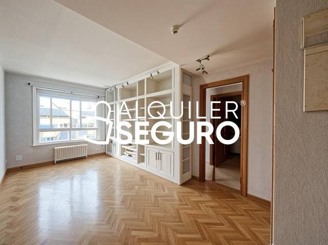 Piso en Alquiler en de la Taberna en Alto de la Jabonería