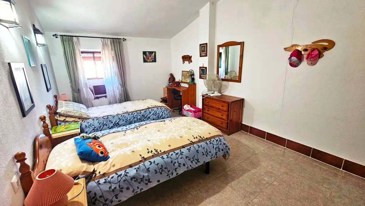 Dormitori de Casa o xalet en venda en Almonaster la Real amb Jardí privat, Terrassa i Traster