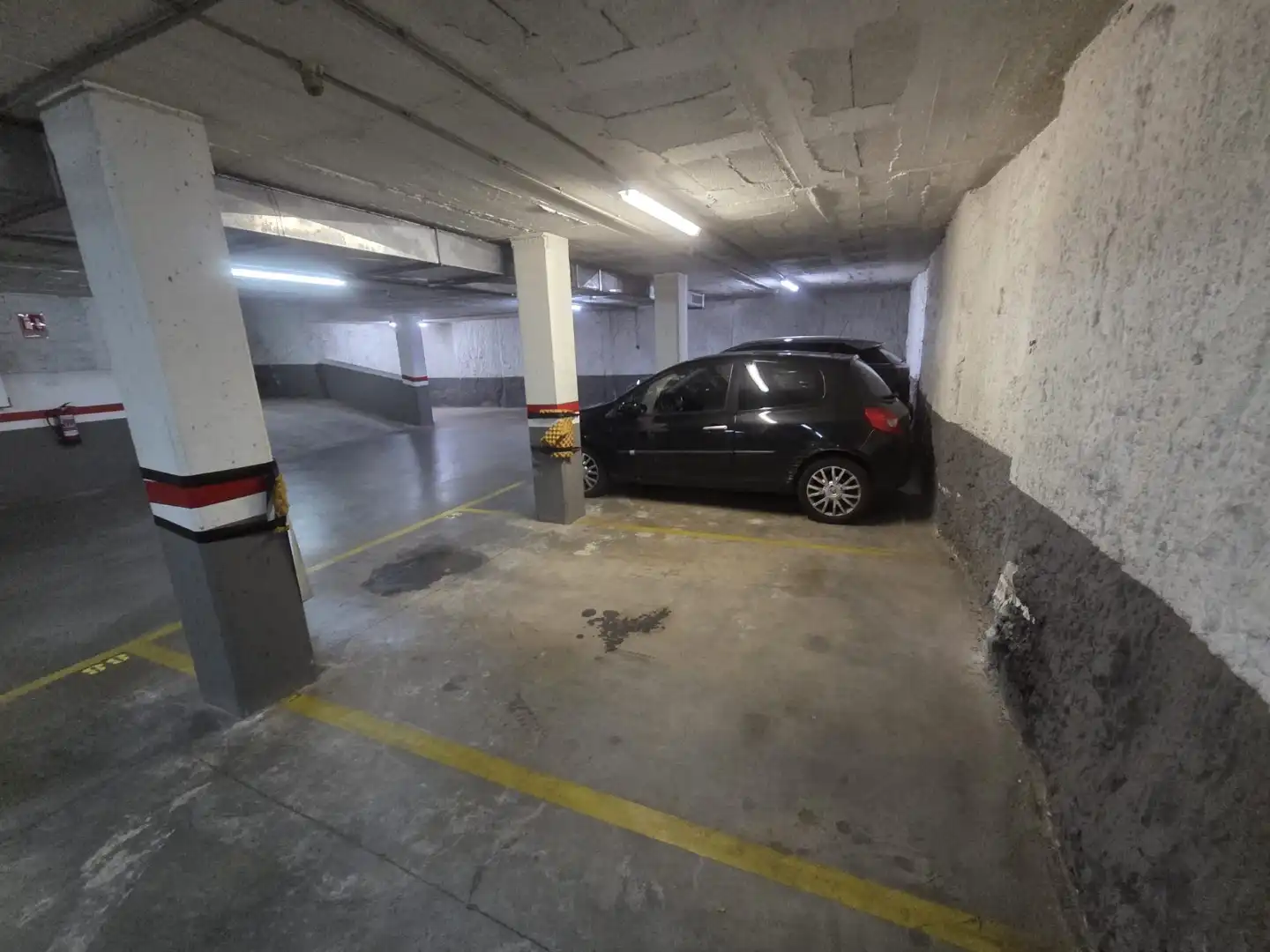 Parkplatz von Garage zur Miete in Santa Coloma de Gramenet