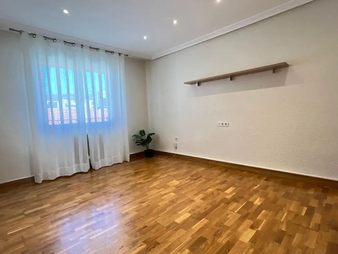 Appartamento con terrazza in vendita a Chantrea, imagen 15