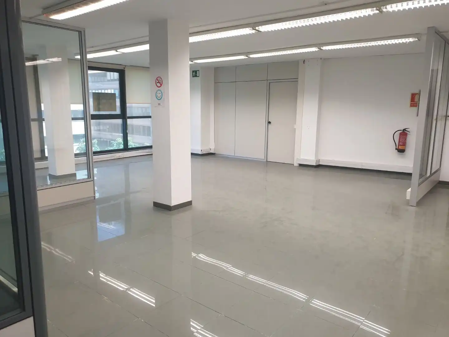 Oficina amb ascensor de lloguer a Príncep de Viana - Clot - Xalets Humbert Torres, imagen 3