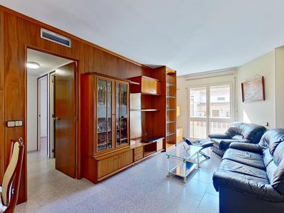 Living room of Flat for sale in Manresa  with Air Conditioner, Terrace and Balcony