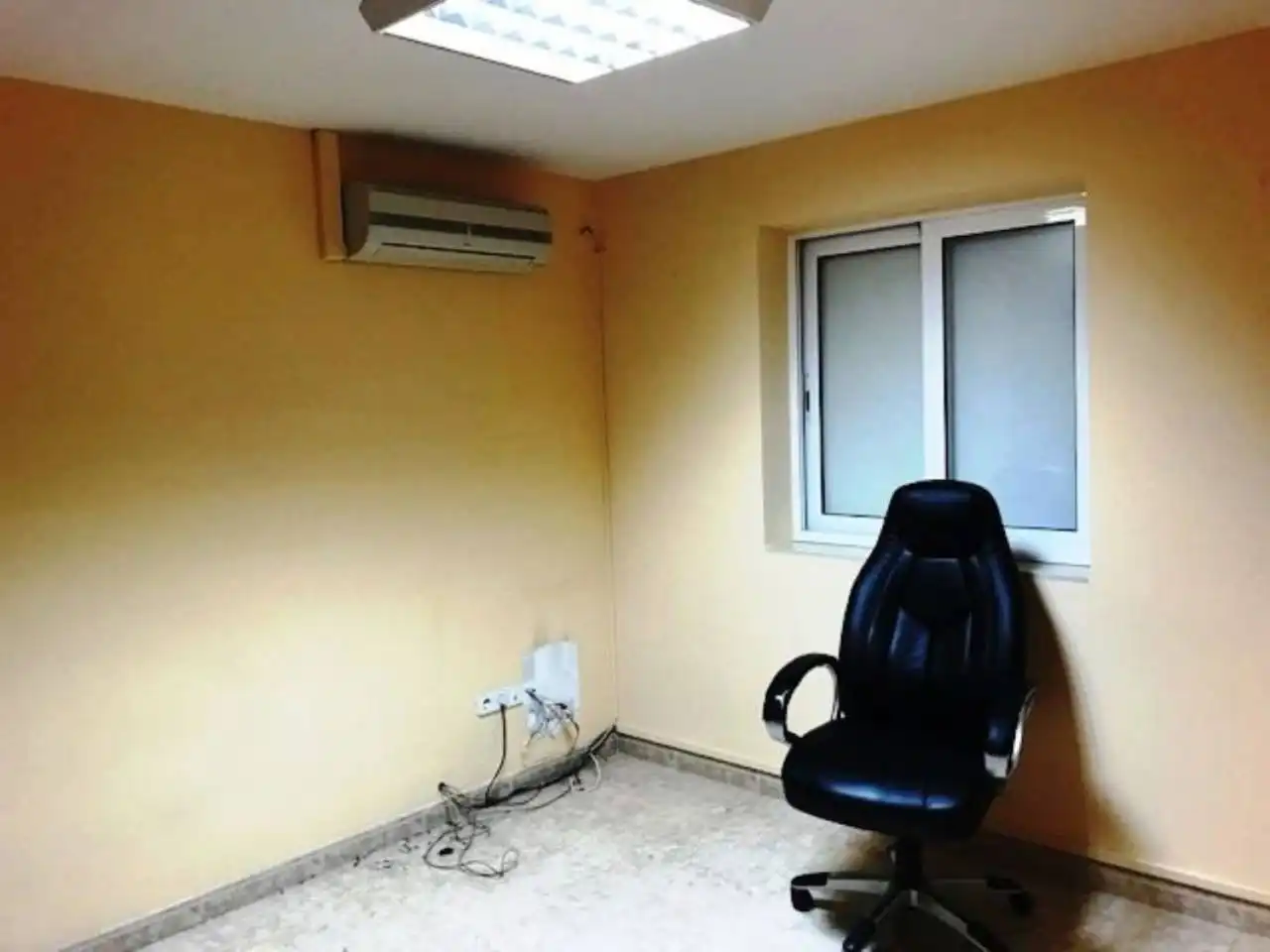 Local comercial en venta en Calle Republica Argentina, imagen 3