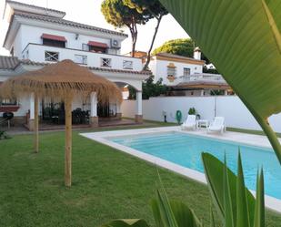 Jardí de Casa o xalet de lloguer en Chiclana de la Frontera amb Aire condicionat, Calefacció i Terrassa