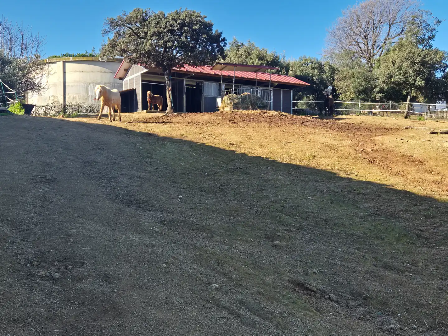 Vista exterior de Finca rústica en venta en Santa Eulàlia de Ronçana con Aire acondicionado, Calefacción y Jardín privado