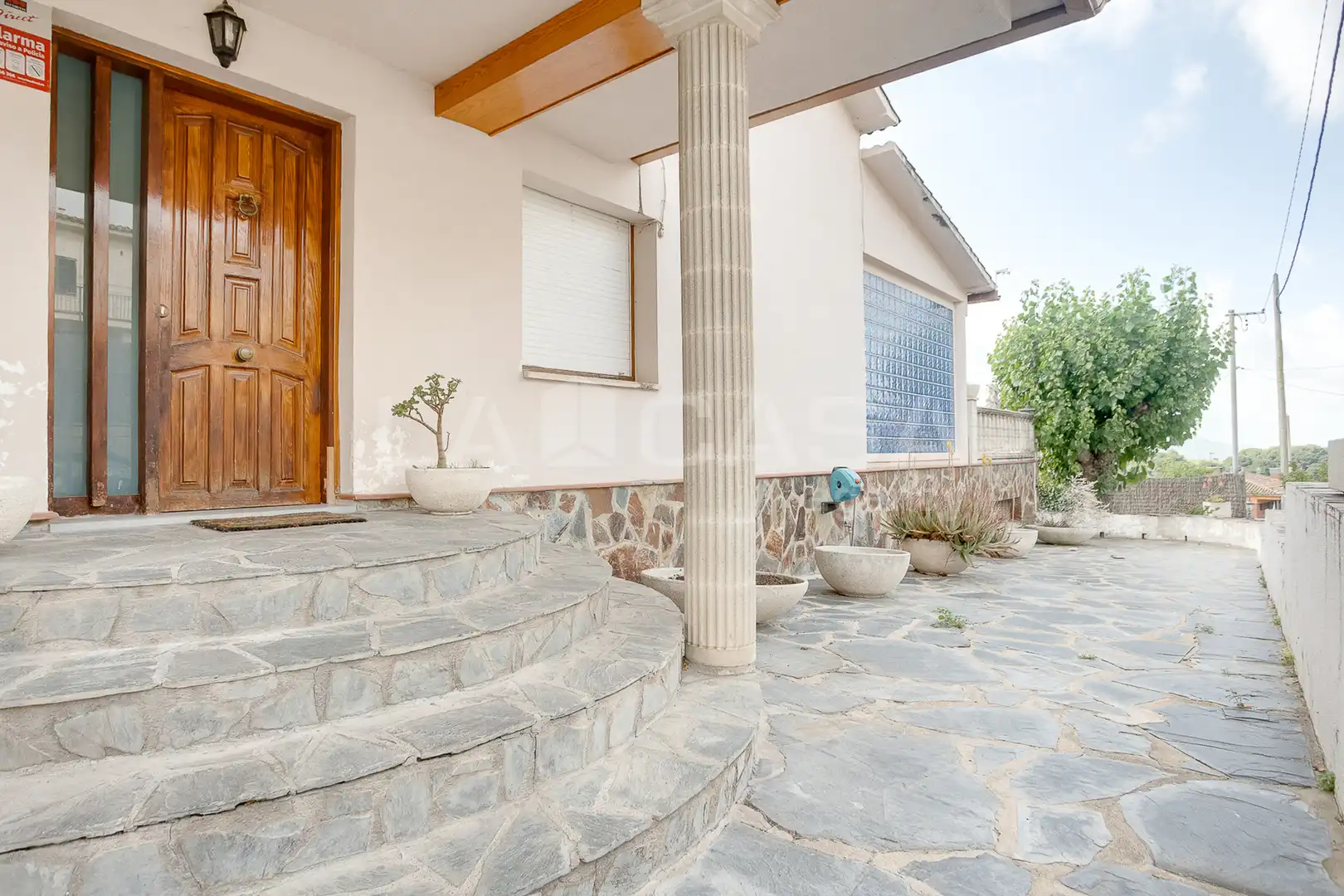 Vista exterior de Casa o xalet en venda en Lliçà d'Amunt amb Calefacció, Terrassa i Balcó