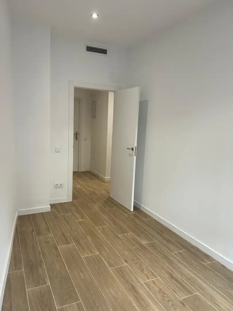 Ground floor for sale in Sabadell  with Heating, Terrace and Balcony